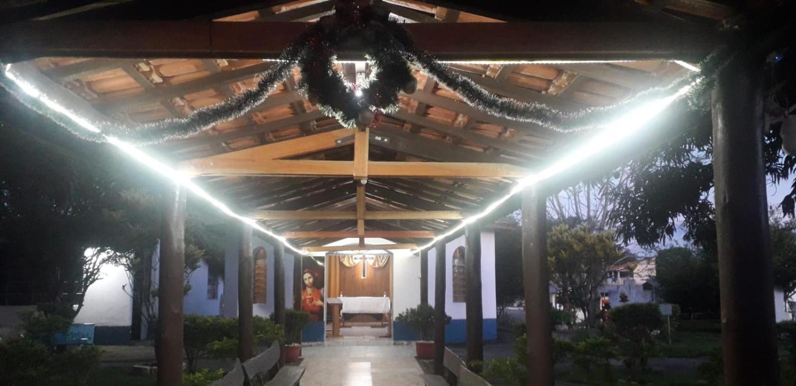 Comunidade Anuncia-Me Guaratingueta Bagian luar foto